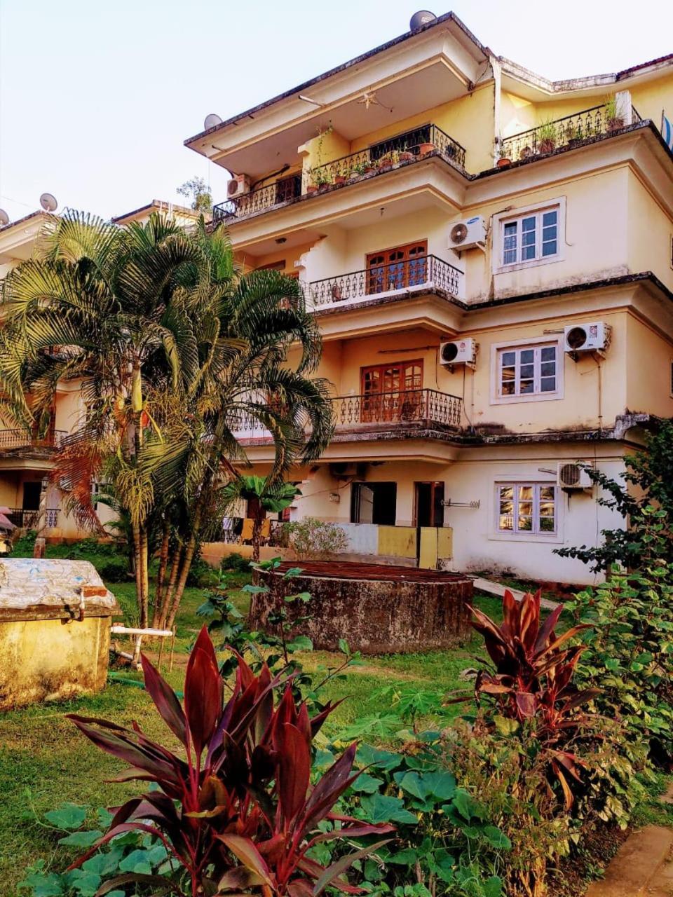 Krishna Holidays Calangute Exterior photo